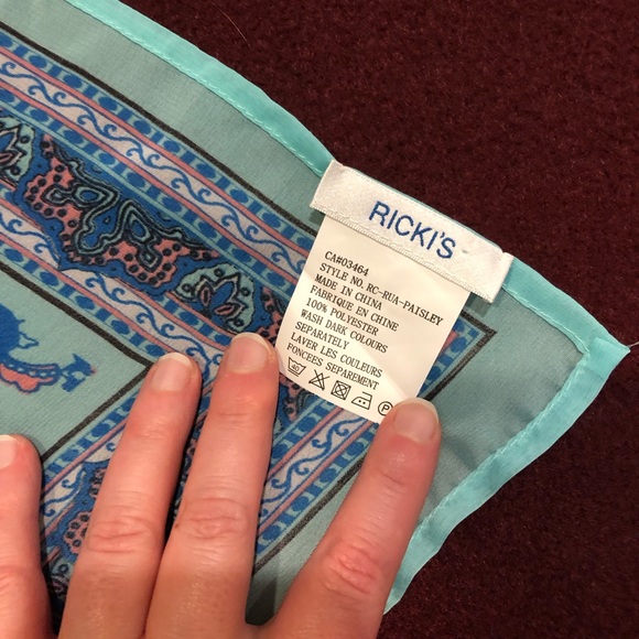 Ricki’s 8-WAY CONVERTIBLE RUANA - Picture 11 of 11